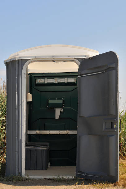 Best Luxury portable toilet rental  in Skyline View, PA